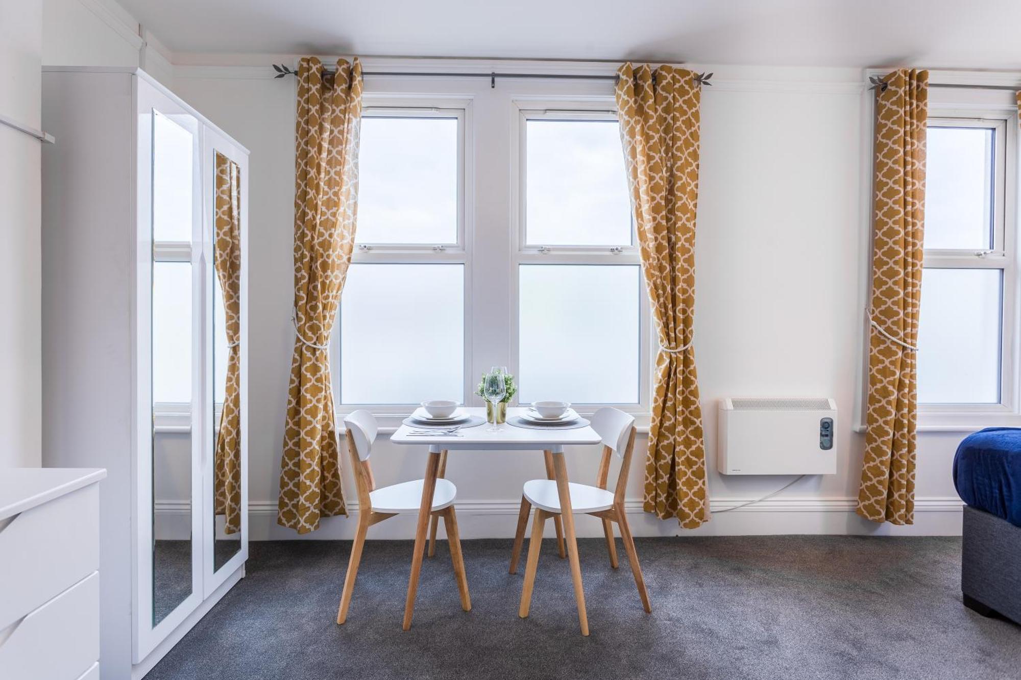 West Street Studio Apartments In Southend Luaran gambar
